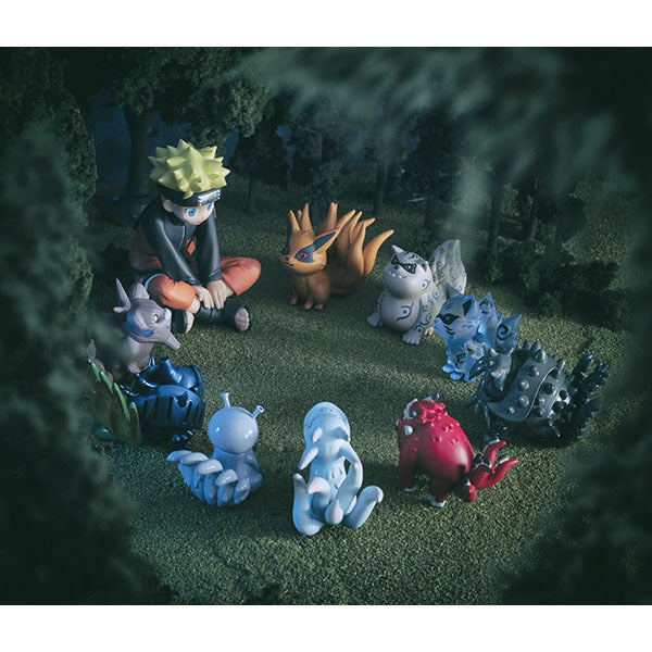 Naruto and Nine tailed beastes Mini Figure Set