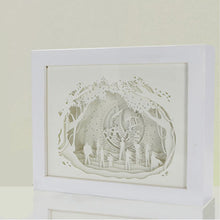 Load image into Gallery viewer, One Piece Paper Sculpture 3D Lamp

