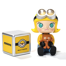Load image into Gallery viewer, Minions &amp; Molly Combination Figure Limited Edition
